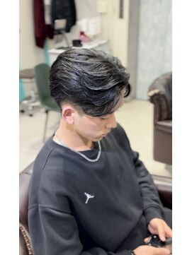 グラッジ 池袋(GLADGE) フェザーショート