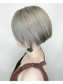 グレージュ　シルバー　大人可愛い　グラデーション　ハイライト