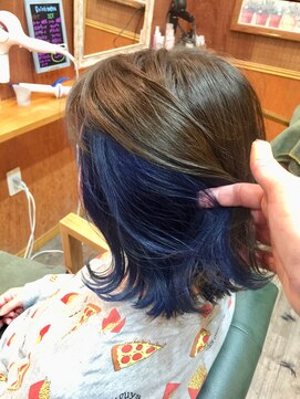 ヘアーサロン アトリエ(Hair salon ATORIE) インナーネイビー♪