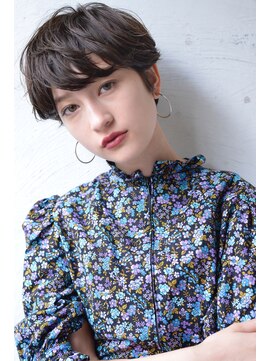 ロロ(ro-ro) plumyイルミナxデザインカラーxローライトxスリークボブ