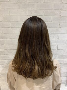 コム(com by neolive) ブリーチグラデーション×ベージュ　2