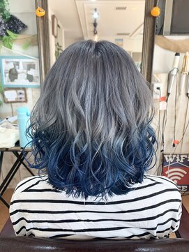 ヘア サロン ラニ(Hair salon Lani) エメラルドカラー