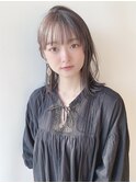 結べる切りっぱなし外ハネ鎖骨ボブ黒髪耳かけ前髪あり