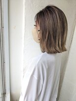 ムーンジェジェ(moon jeje) 外はね×バレイヤージュ★藤原