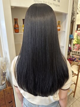 フレイストート(Frais Tout) セミロングレイヤー　10代20代30代◎小顔  髪質改善 韓国