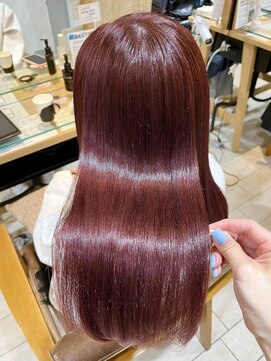 プラグ バイ ネオリーブ(plug by neolive) レイヤーロング×髪質改善 [髪質改善/縮毛矯正]韓国J