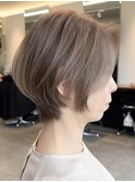 表参道大人ショートボブ顔周りレイヤーカットくびれショート40代