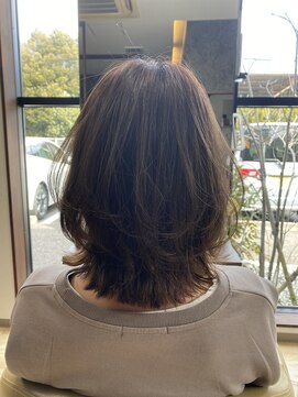 シャイン(shine) カット+ヴィラロドラカラー