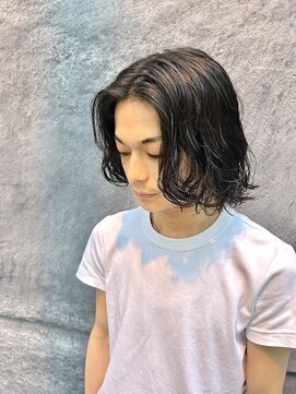 グレーアッシュ/グレー/ハイライトカラー/フェード/ツーブロ