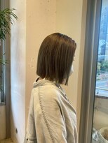 フローレン(FLOREN)&nbsp;立体感オリーブベージュのハイライトボブ