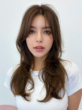 ルージュシー 堀江(RU10C) レイヤーカット/ブリーチなしダブルカラー/ダークアッシュ