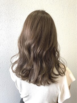 ジーナ バイ アルティナ(Dina by artina) シアベージュ×カジュアルセミディ 【Dina立川】