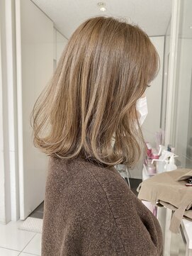 アライブ ハラジュク(ALIVE harajuku) 王道ミルクティーベージュ