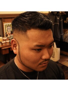 ピーキーズ 小倉店(Peaky's) fade style