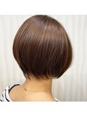 束感丸み奥行きショート×モーヴベージュ×ツヤ髪