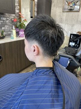 バーバープリモ(BARBER PRIMO) ローフェード