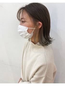 ゼル ビッグアイ(ZELE) インナーカラーボブ