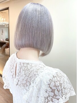 ディア(.eer) シルバー？ラベンダーホワイト？色落ちも綺麗なハイトーンカラー