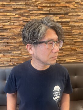 バリチョキ 五香店(BARI CHOKI) グレイヘア×スパイラルパーマ