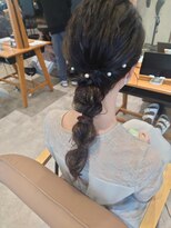 ビスポーク(BESPOKE)&nbsp;大人気20代30代◎ナチュラルベージュカラー玉ねぎヘアアレンジ