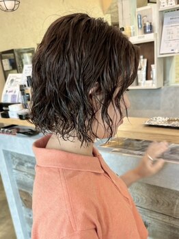 巻いてごまかしていませんか？ 誰もが憧れる<1日中、1ヵ月先でもカール感がキープできる>お洒落なStyleに♪