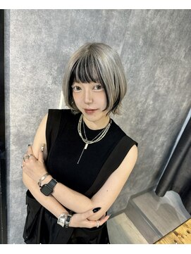 イコ(.ico) デザインカラー×ショートウルフレイヤー