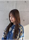 透明感シルキーベージュ×大人可愛い透け感バングロングヘア