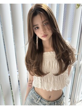 マリアバイアフロート(Maria by AFLOAT) 小顔リフトアップレイヤー×大人抜け感ワンカール