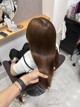 アイズ 横浜(IS) マロンベージュ/ブリーチなしカラー