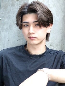 カヴァルバイクロト(KAVAL by KUROT) 毛流れパーマ/センター分け