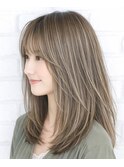 立体感のあるグレージュベース＆シャドウルーツ