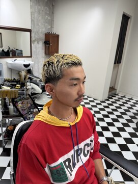 フランクス バーバー ウエストトウキョウ 吉祥寺店(FRANK’S BARBER WEST TOKYO) リバースセンターパートニュアンスパーマニュアンスウルフダウR
