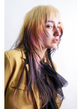 イチロク(16)の写真/街中で目を引く圧倒的な発色。色持ちが長く続く独自の色彩設計で、毎日鏡を見るのが楽しくなるスタイルへ