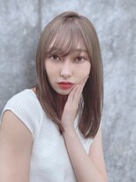 ブルーダー(Bruder)&nbsp;ナチュラル　ベージュ　まとまる　大人可愛い