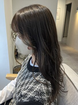 カルゥグラッシー(KALOU glassi) ゆるふわナチュラルグレージュ