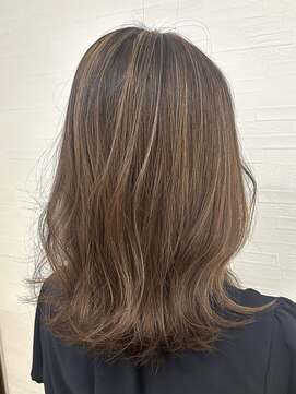 アヤナ バイ アヤラ(ayana by ayala) 【RENA】ナチュラルハイライト