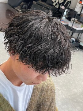 フゥ 宇都宮(FeU) 波巻きパーマメンズパーマメンズヘアツーブロックツイストパーマ