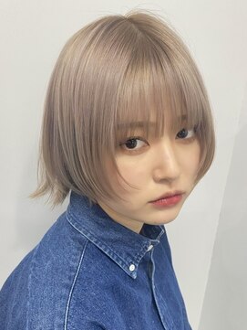 カムジーヘッドカミノウラ(COMEGHEAD KAMINOURA) ダブルカラーショートボブインナーカラーハイライトケアブリーチ