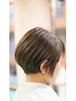ネス(NESS) アッシュマットなグラデーションボブ