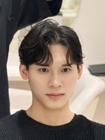 バース 梅田中崎町店(BIRTH)&nbsp;フェザーパーマニュアンスパーマセンターパートワンカールパーマ