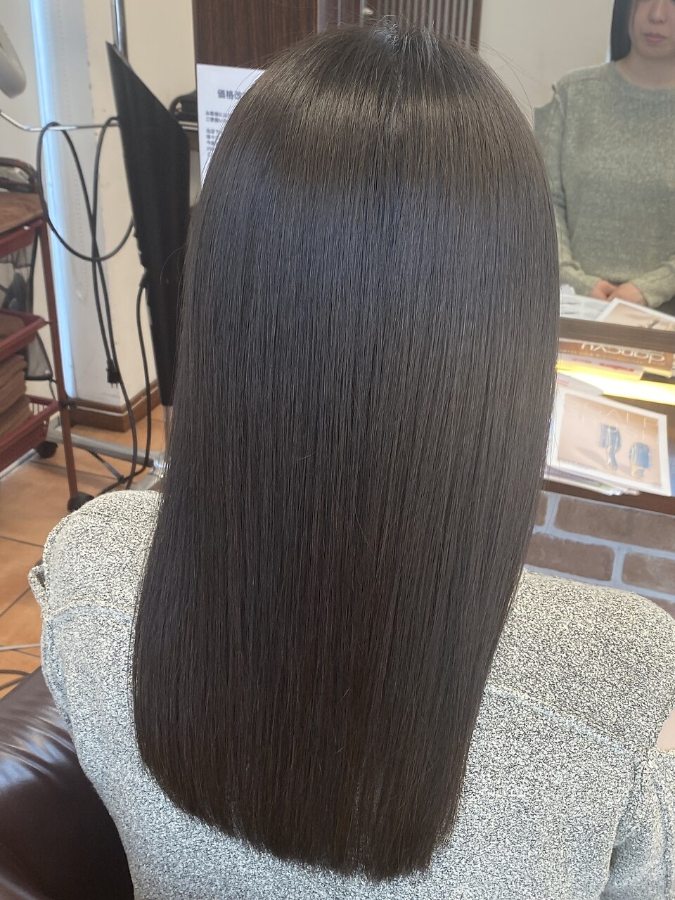 【極艶ストレート】縮毛矯正+カット+プチトリートメントmarbb\20350→\19850