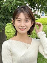 クロト(Clotho) シースルー外ハネショート