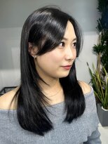 ヴェイン 渋谷(vain)&nbsp;トーンダウンダークオリーブカラー顔まわりレイヤー10代20代