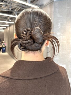 ピークアブー 原宿ハラカド(PEEK-A-BOO) ヘアセット 結婚式ヘア タイトヘア カチモリ 着物ヘア シニヨン