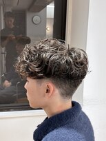 ザデイトウキョウ 表参道 青山(THE DAY TOKYO)&nbsp;EN’S/サーフカール/刈り上げセンターパート/表参道駅