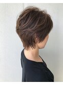 大人女性に人気のショートスタイル