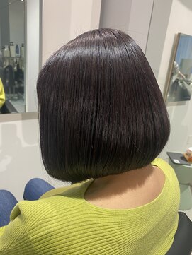 ムク(MUK) 艶ボブ