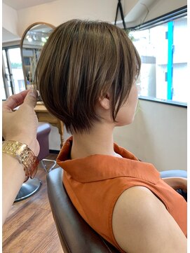 レイラバイアフロート 吉祥寺(Lila by afloat) 【畑中正敏】20代30代40代◎小顔丸みくびれショート、ボブ