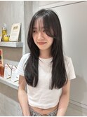 YOKE 切りっぱなしフェイスレイヤーカットネイビーブラック前髪
