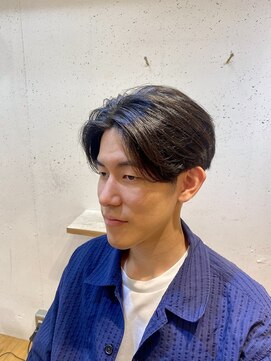 ガレージヘア(GARAGE HAIR) センターパート